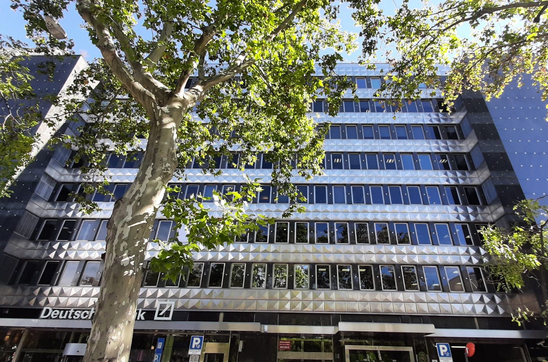 Oficina virtual en Paseo de la Castellana